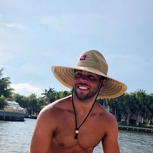 Meet your Posher, Dorian